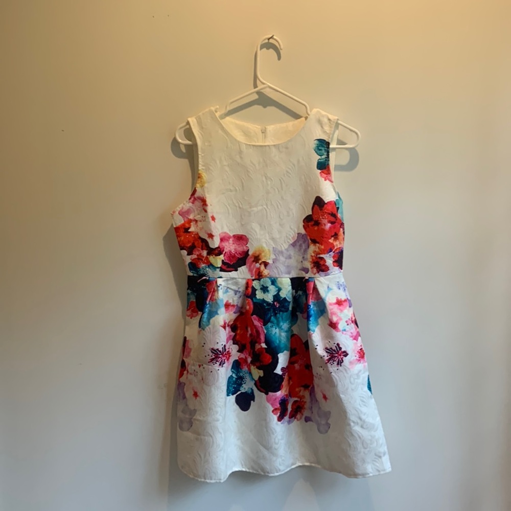 Floral shein dress size M